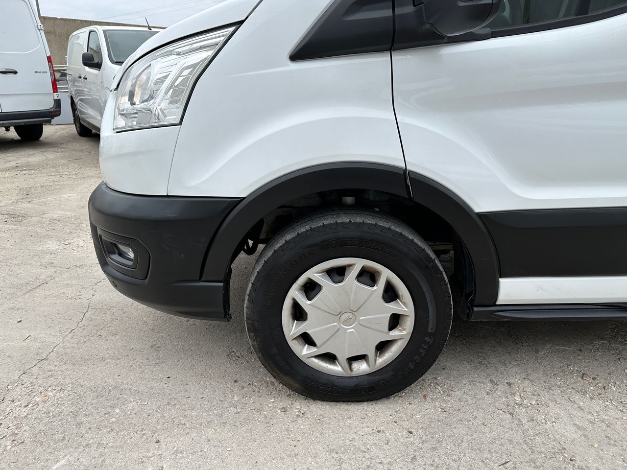 Ford Transit 2.0ECOBLUE 130CV L2H2 350 - Foto 22
