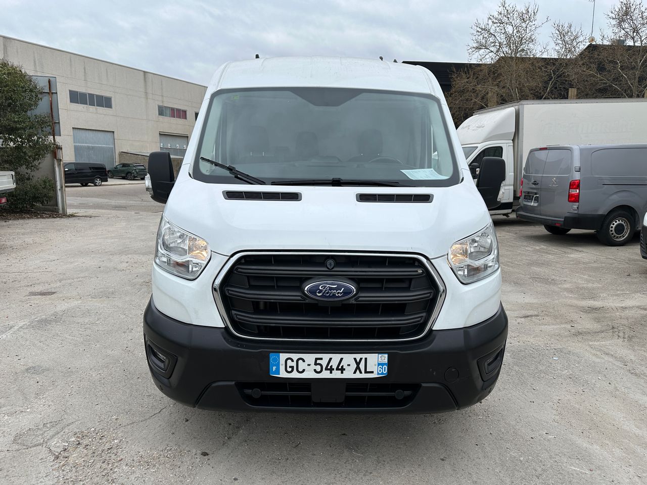 Ford Transit 2.0ECOBLUE 130CV L2H2 350 - Foto 4