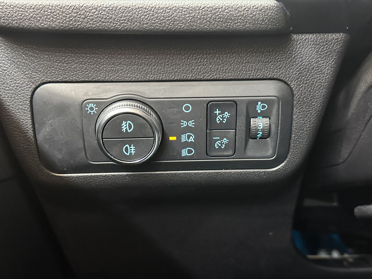 Ford Kuga Titanium 2.5 Duratec FHEV 140kW Auto - Foto 19