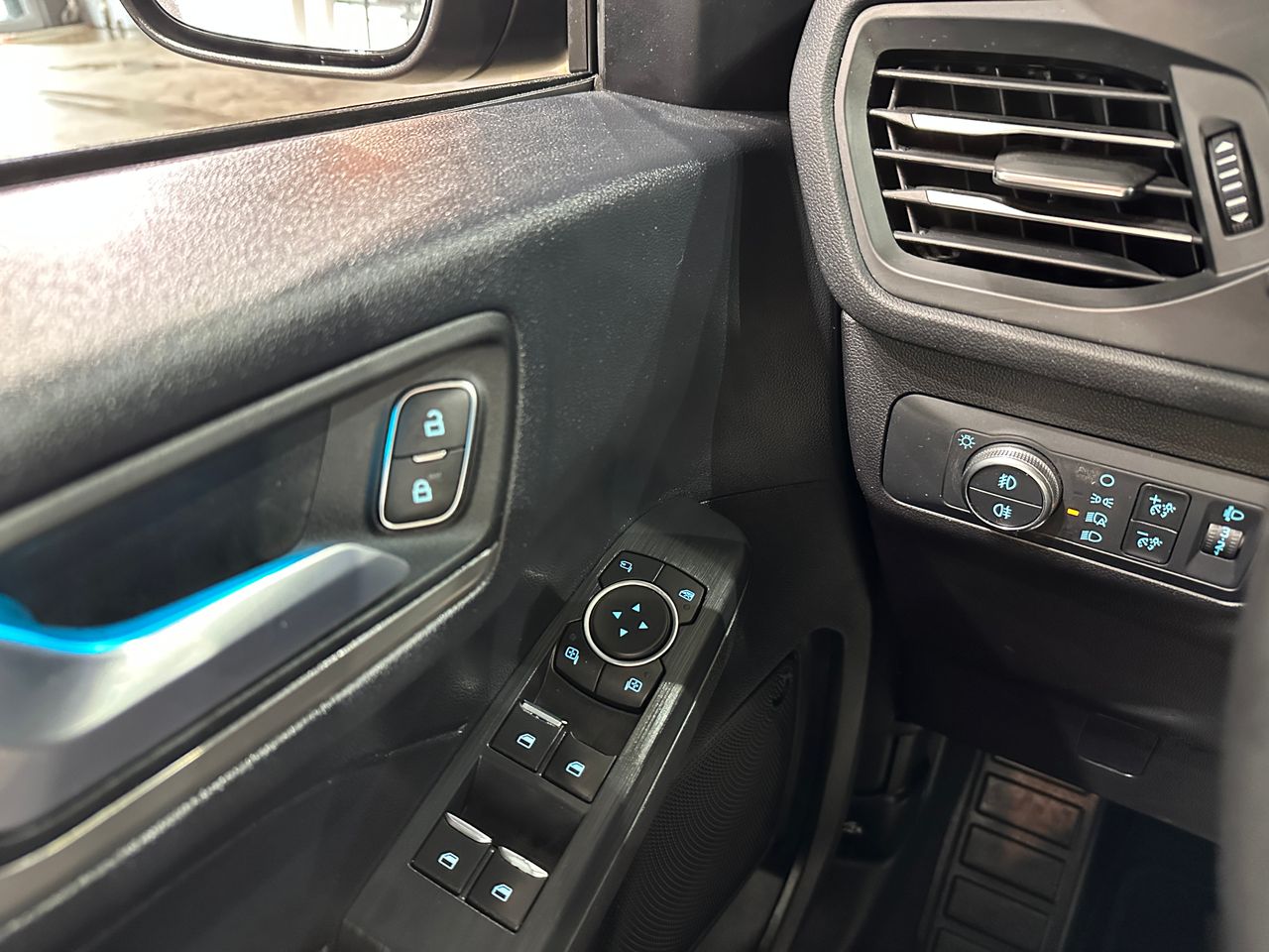 Ford Kuga Titanium 2.5 Duratec FHEV 140kW Auto - Foto 20