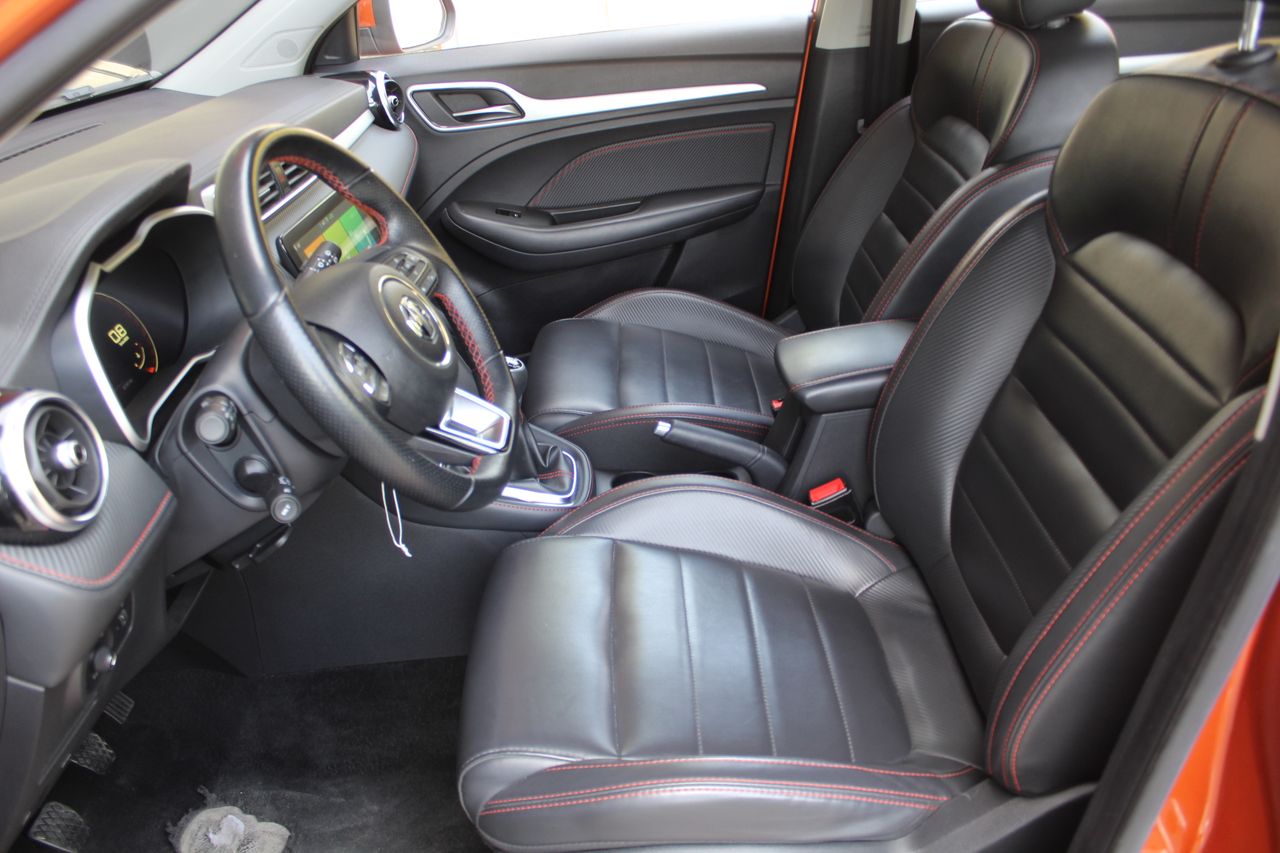 MG ZS 1.5 Luxury - Foto 9