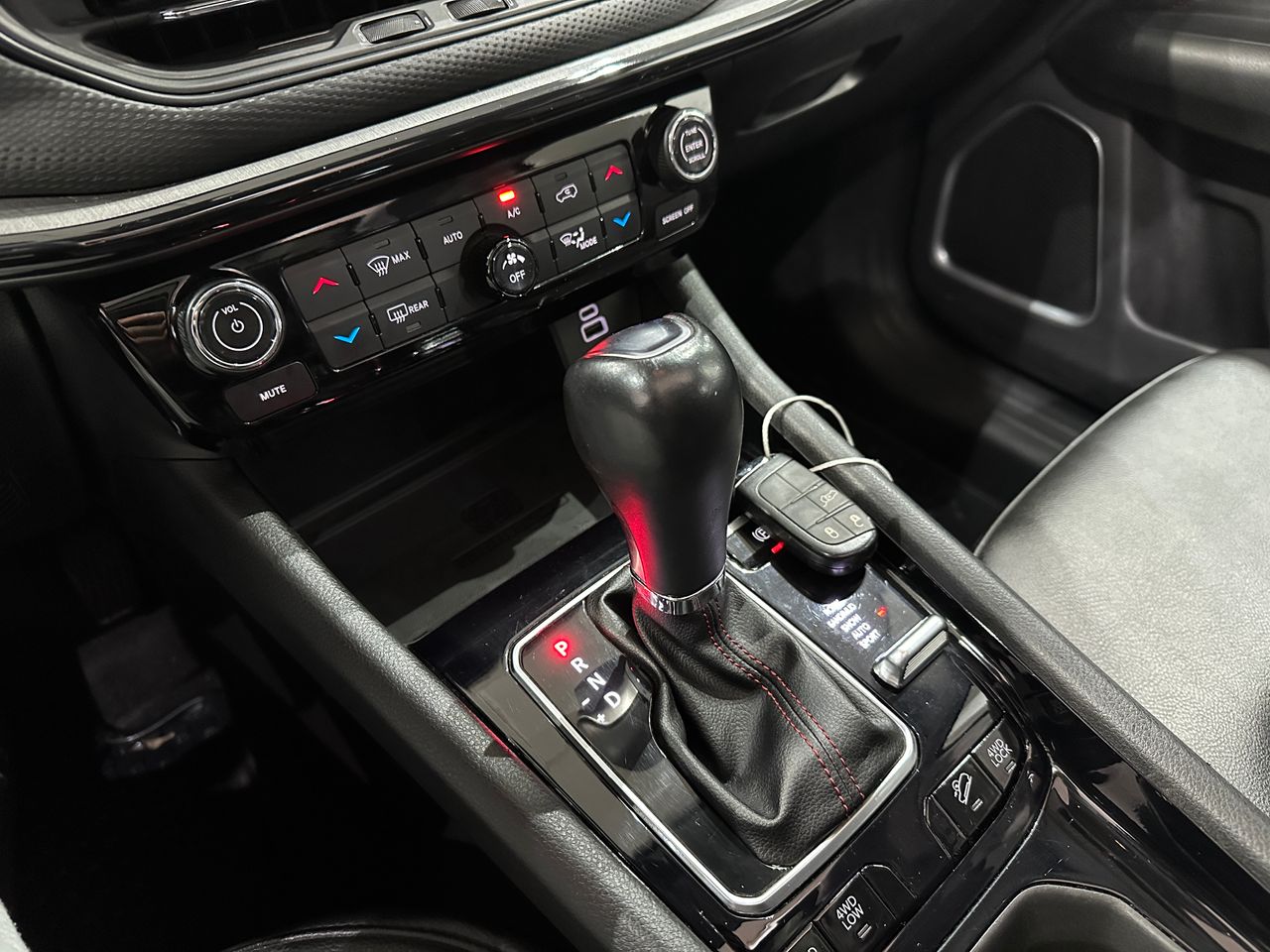 Jeep Compass 4Xe 1.3 PHEV 177kW Trailhawk AT AWD - Foto 15