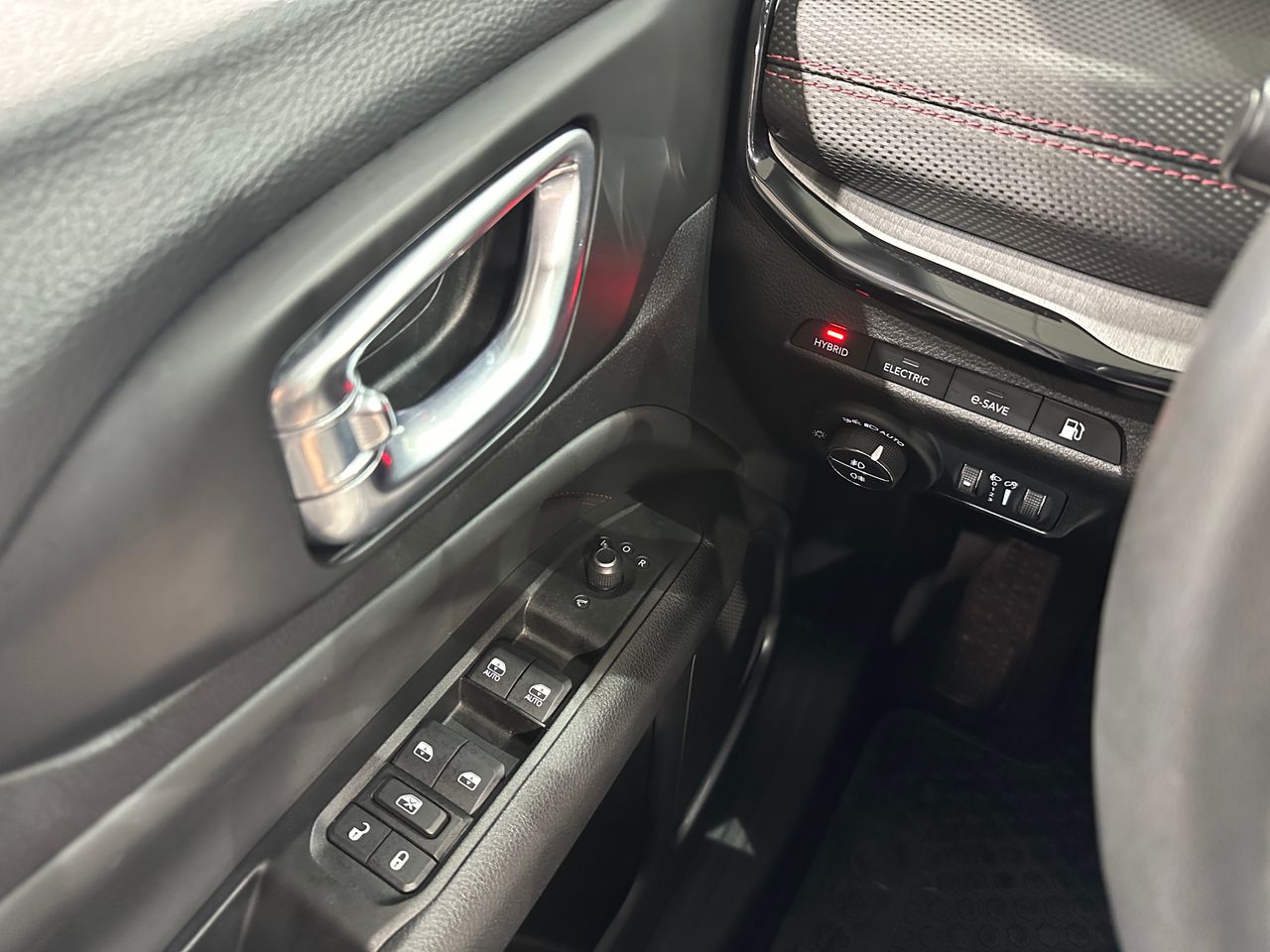 Jeep Compass 4Xe 1.3 PHEV 177kW Trailhawk AT AWD - Foto 20