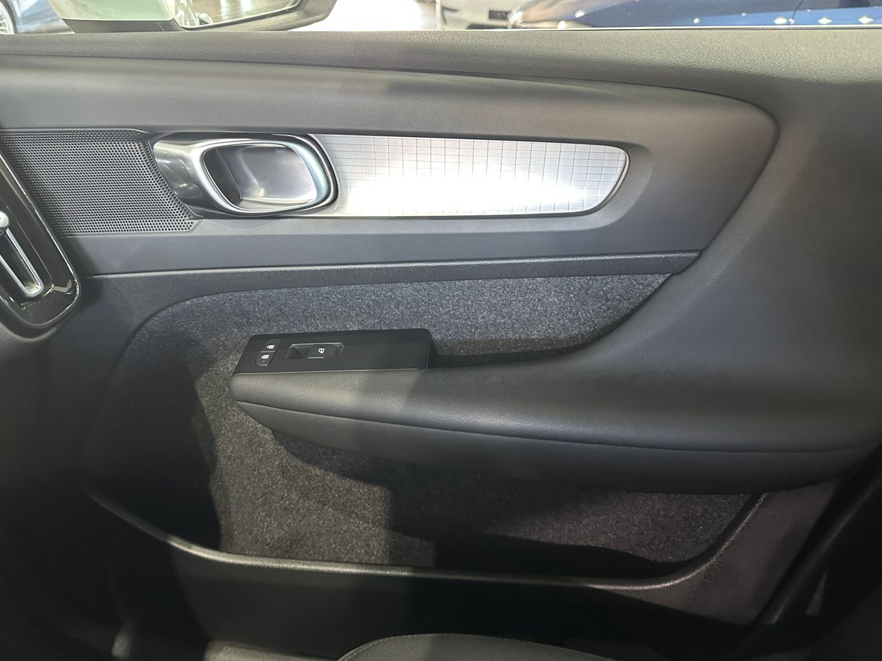 Volvo XC40 1.5 T4 Twin Recharge Inscription Ex Auto - Foto 16