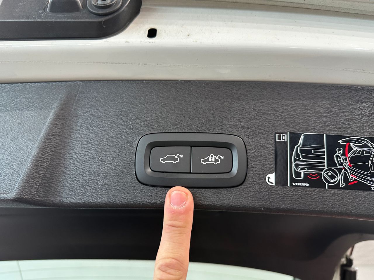 Volvo XC40 1.5 T4 Twin Recharge Inscription Ex Auto - Foto 10