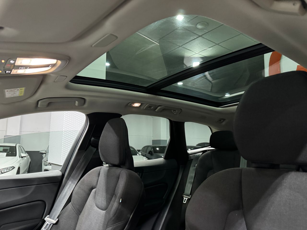 Volvo XC60 2.0 T6 AWD Recharge Inscription Auto - Foto 22