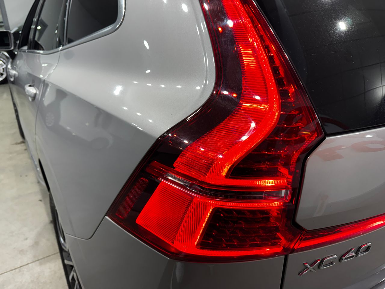 Volvo XC60 2.0 T6 AWD Recharge Inscription Auto - Foto 25