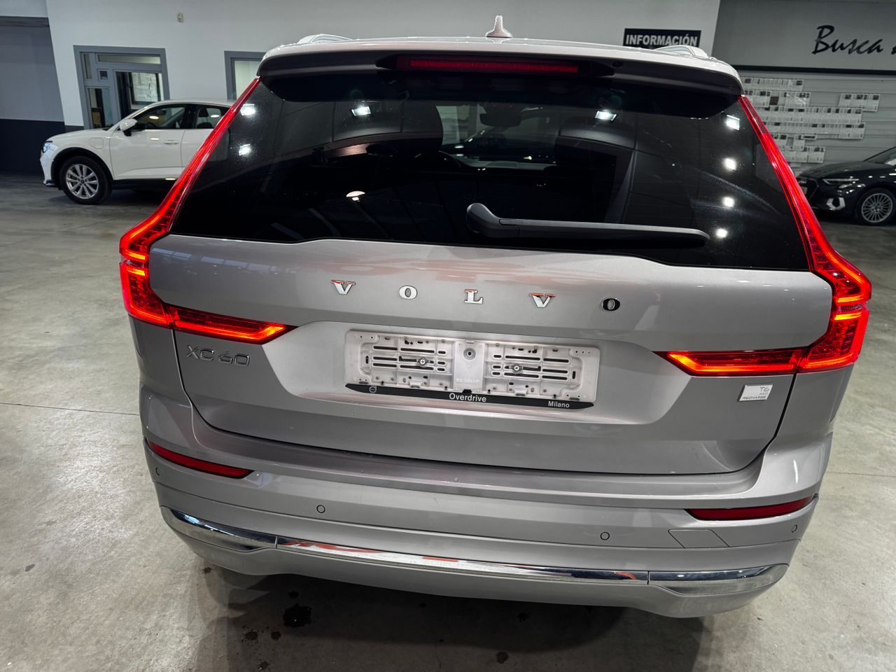 Volvo XC60 2.0 T6 AWD Recharge Inscription Auto - Foto 8