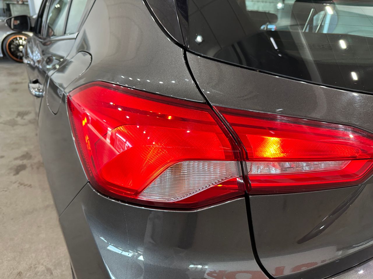 Ford Focus 1.0 Ecoboost MHEV 92kW ST-Line - Foto 22