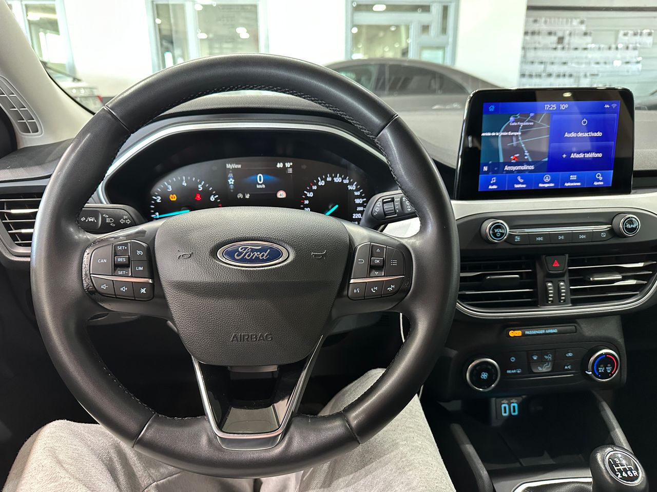 Ford Focus 1.0 Ecoboost MHEV 92kW ST-Line - Foto 12