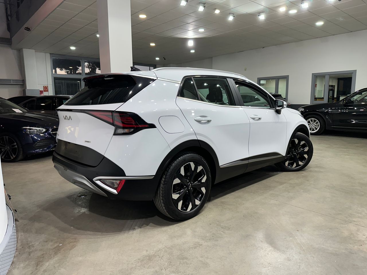 Kia Sportage 1.6 T-GDi PHEV 198kW (265CV) Drive 4x4 - Foto 7