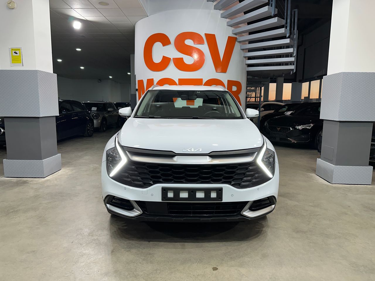 Kia Sportage 1.6 T-GDi PHEV 198kW (265CV) Drive 4x4 - Foto 4