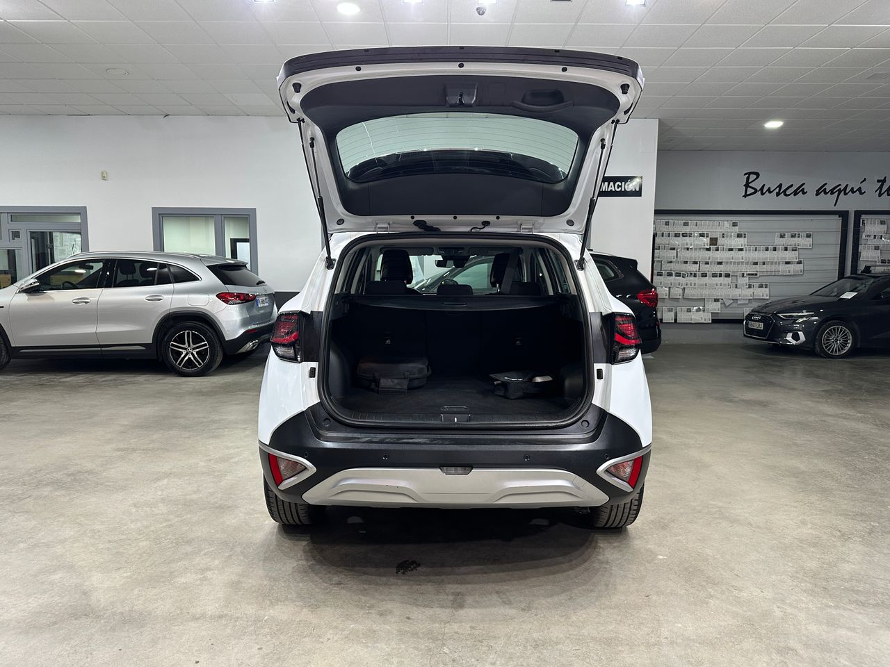 Kia Sportage 1.6 T-GDi PHEV 198kW (265CV) Drive 4x4 - Foto 9