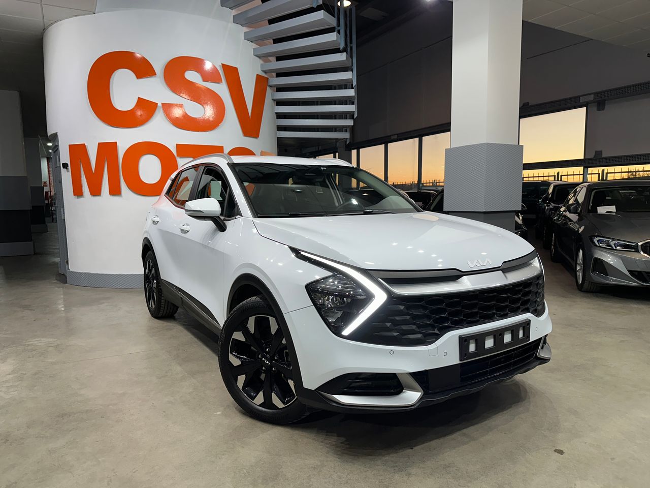 Kia Sportage 1.6 T-GDi PHEV 198kW (265CV) Drive 4x4 - Foto 5