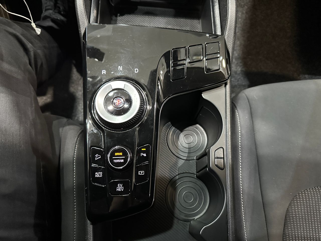 Kia Sportage 1.6 T-GDi PHEV 198kW (265CV) Drive 4x4 - Foto 26