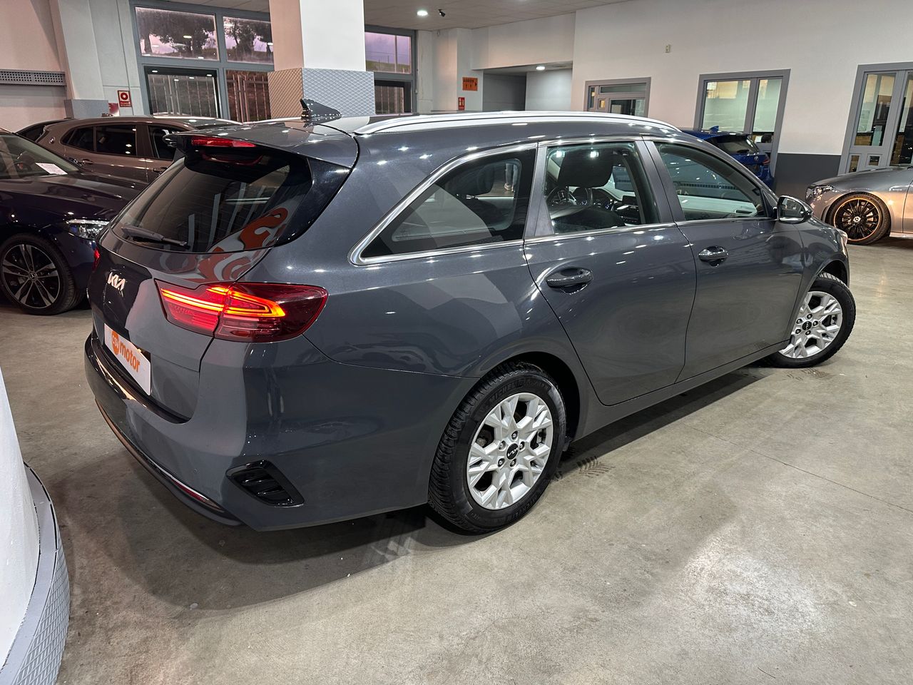 Kia Ceed 1.6CRDI 116CV DRIVE 2 PLZAS TIENE 116CV - Foto 7