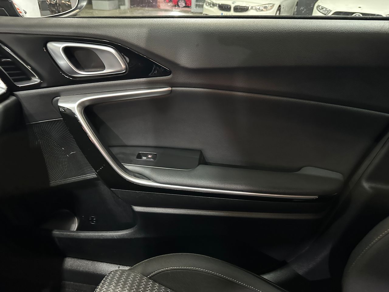 Kia Ceed 1.6CRDI 116CV DRIVE 2 PLZAS TIENE 116CV - Foto 12