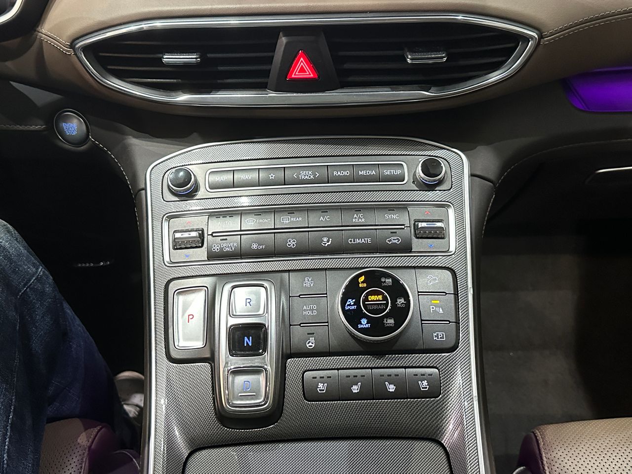 Hyundai Santa Fe 1.6 TGDi PHEV Style Auto 4x4 - Foto 25