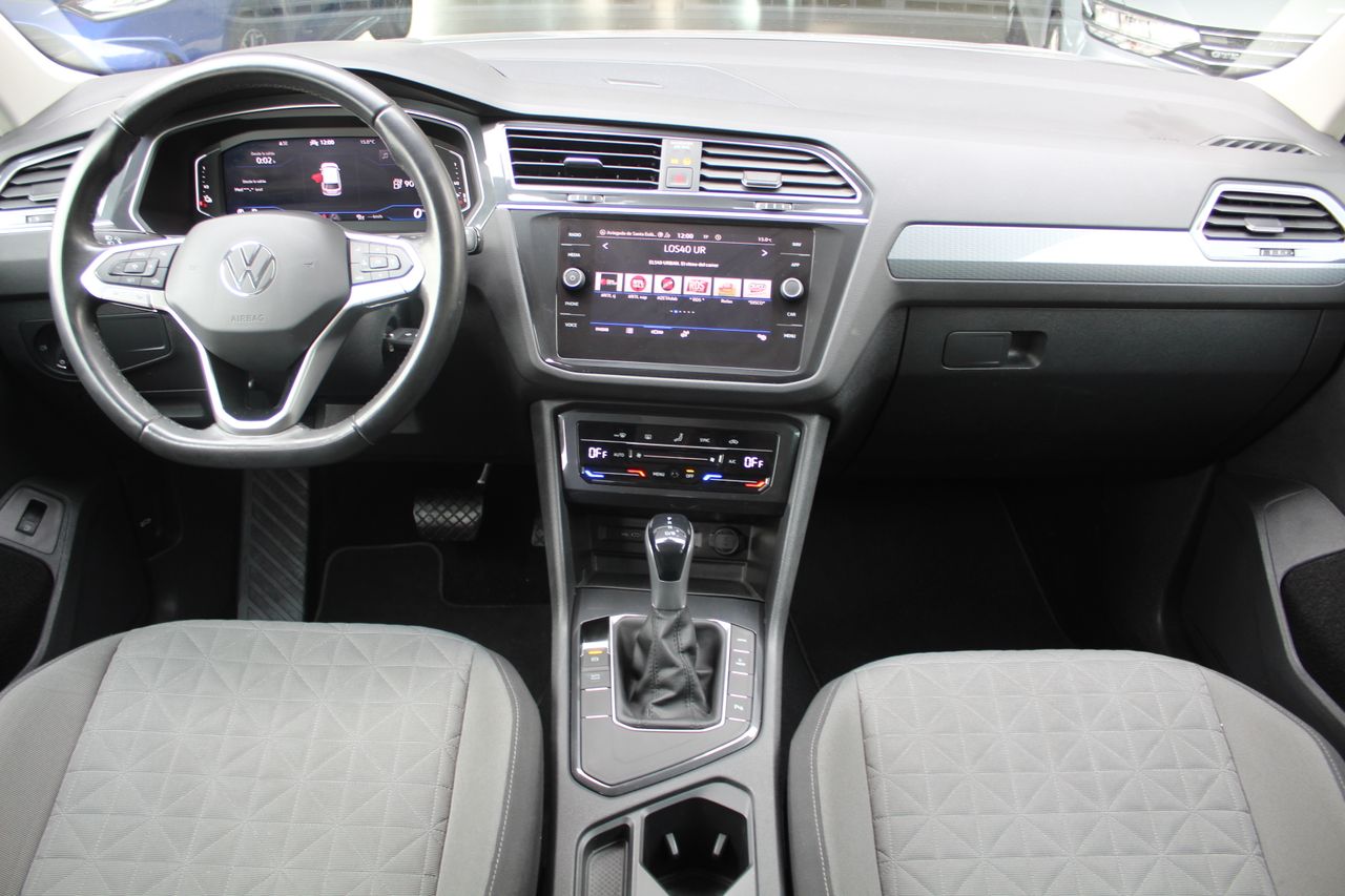 Volkswagen Tiguan Life 1.4 TSI eHybrid 180kW (245CV) DSG - Foto 11