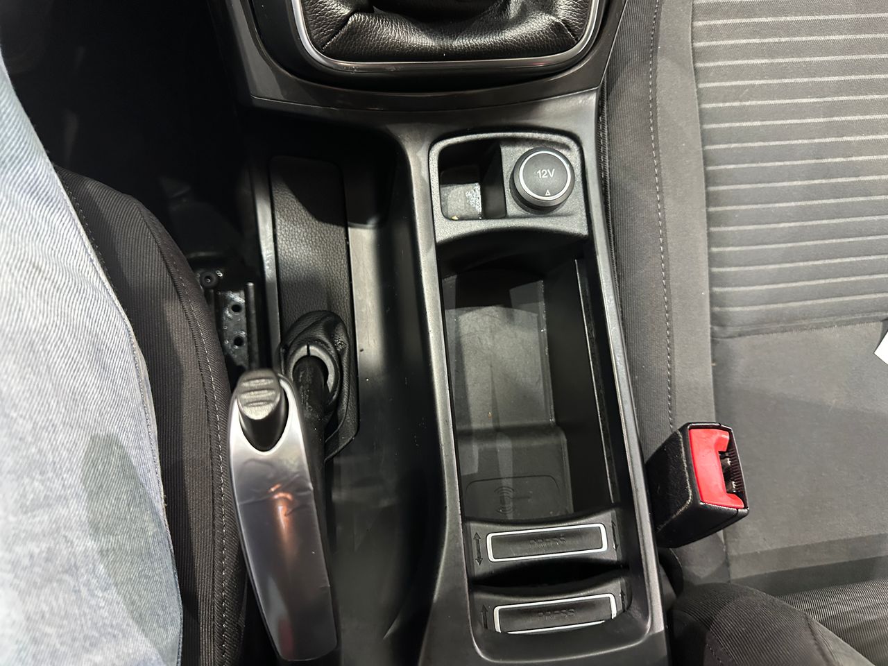 Ford Grand C-MAX 1.5TDCI 120CV TITANIUM - Foto 25