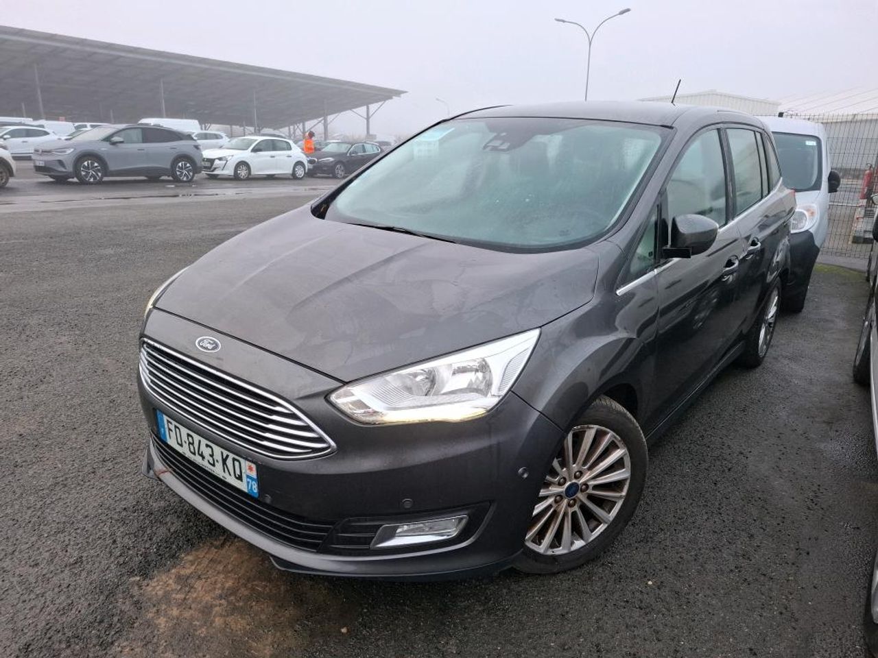 Ford Grand C-MAX 1.5TDCI 120CV TITANIUM - Foto 3