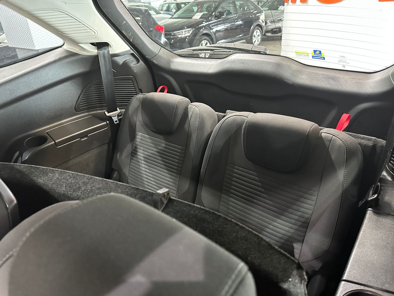 Ford Grand C-MAX 1.5TDCI 120CV TITANIUM - Foto 11