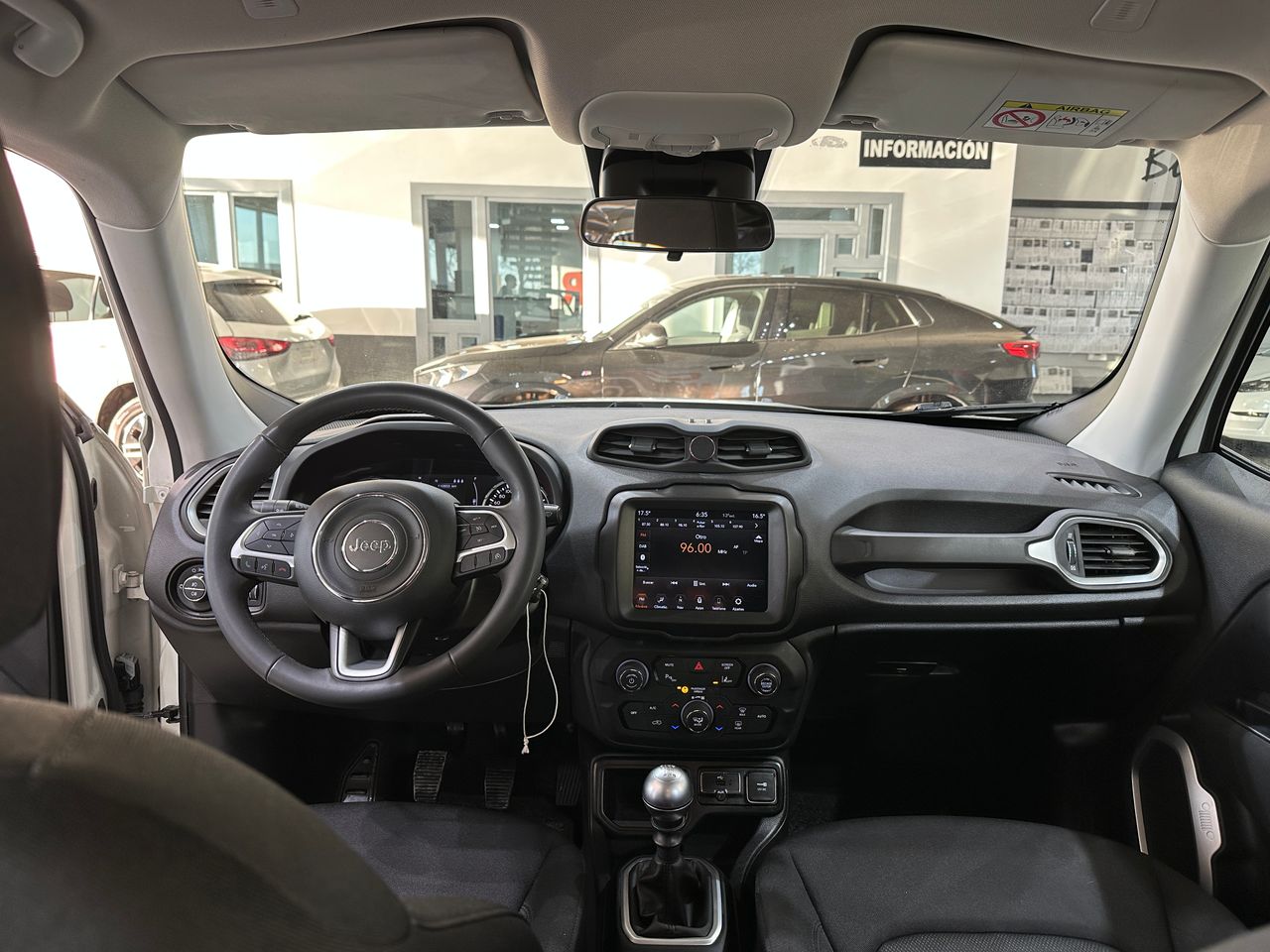 Jeep Renegade Longitude 1.0G 88kW (120CV) 4x2 - Foto 10