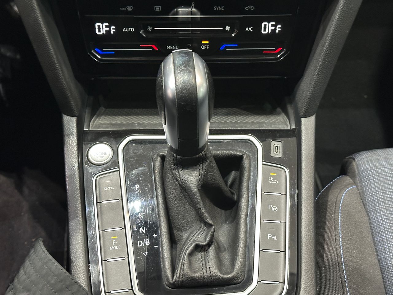 Volkswagen Passat Variant GTE 1.4 TSI e-Power 115kW + 85kW - Foto 22