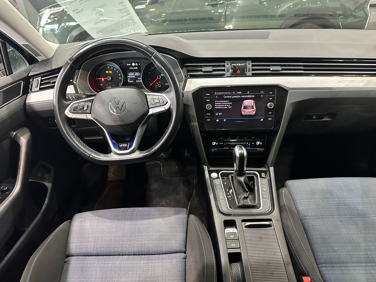 Volkswagen Passat Variant GTE 1.4 TSI e-Power 115kW + 85kW - Foto 12