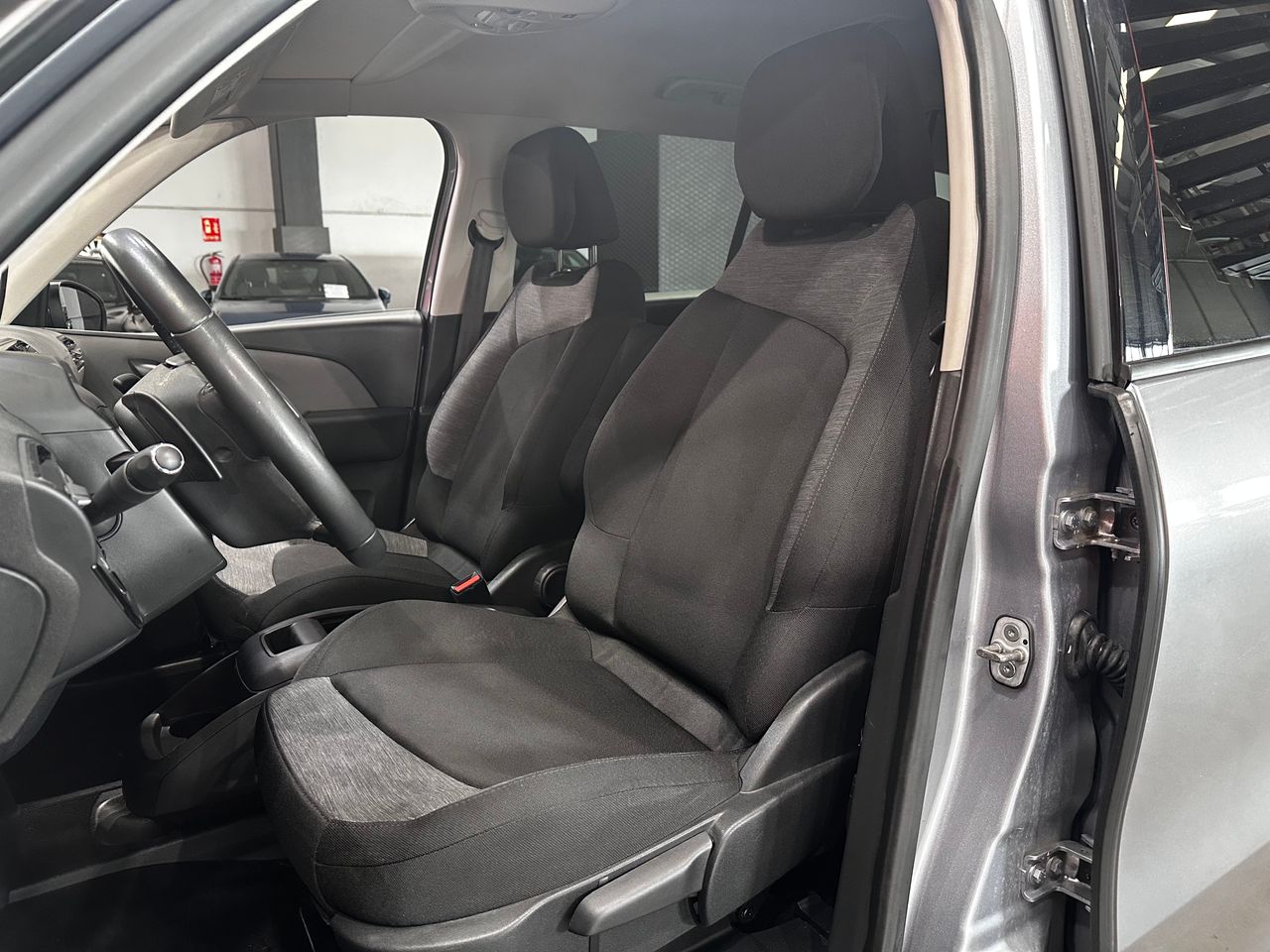 Citroën Grand C4 Spacetourer BlueHDi 96KW (130CV) EAT8 Shine - Foto 10