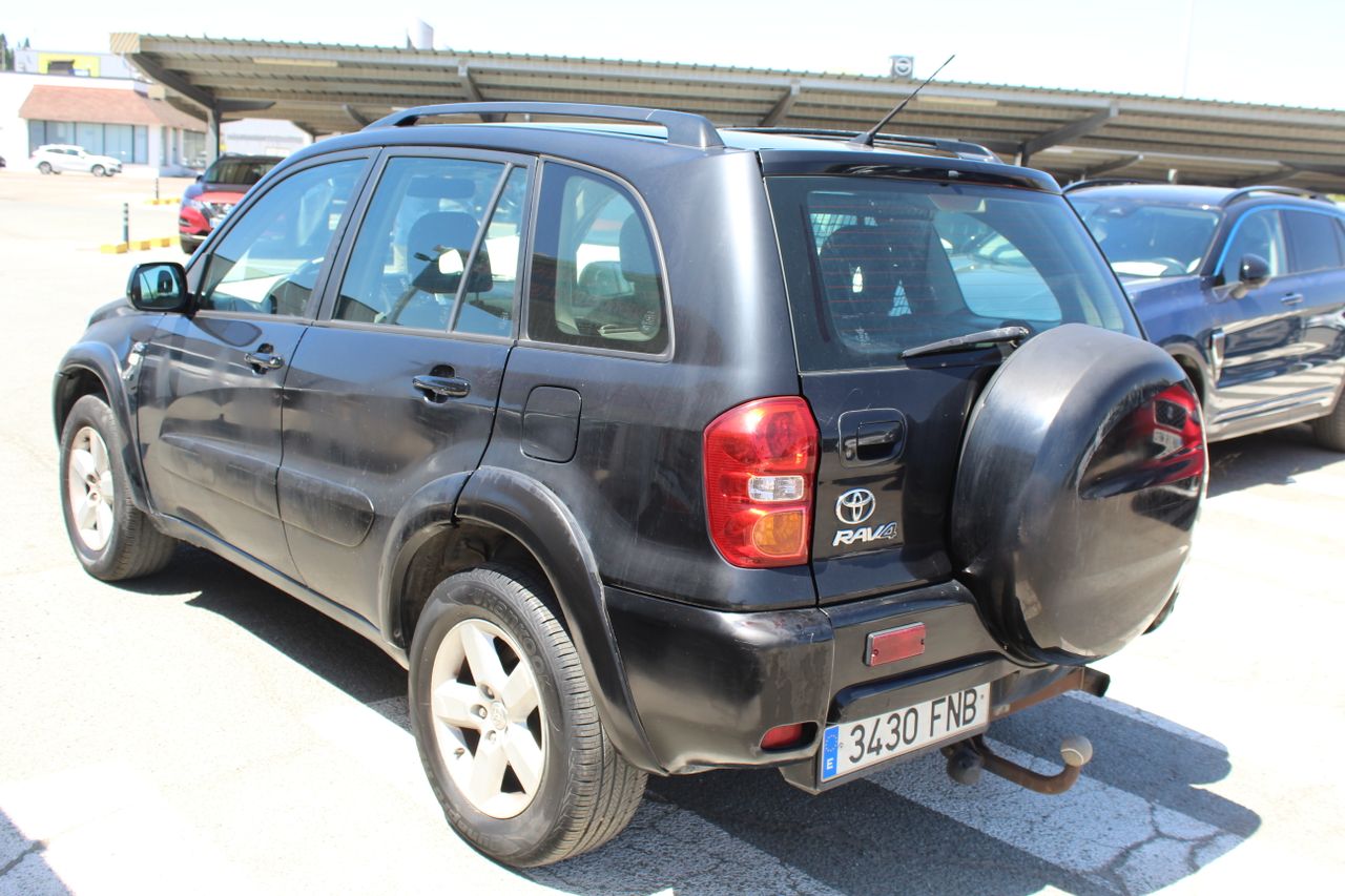 Toyota Rav4 2.0 D4-D Executive 4X4 - Foto 4