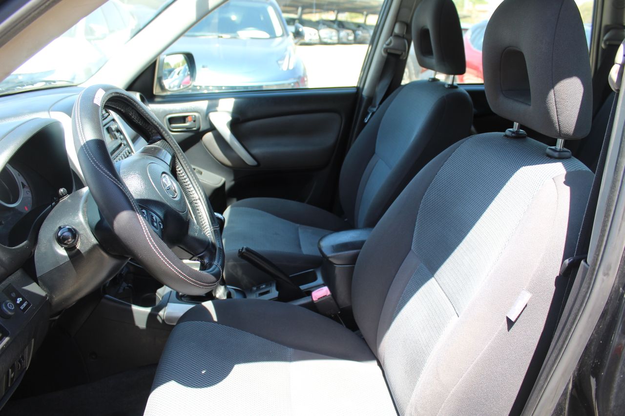 Toyota Rav4 2.0 D4-D Executive 4X4 - Foto 10