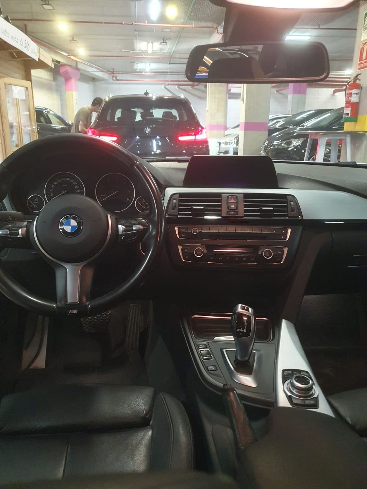 BMW Serie 3 320d Touring - Foto 8