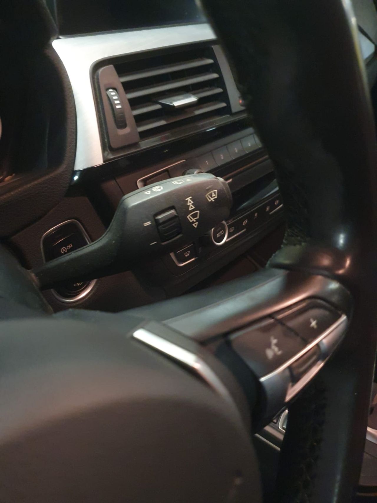 BMW Serie 3 320d Touring - Foto 11