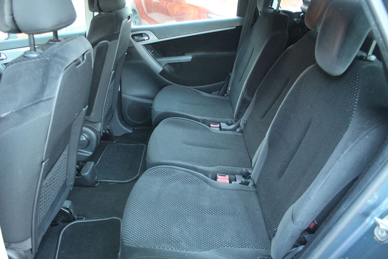 Citroën C4 Picasso 1.6 HDi SX - Foto 10