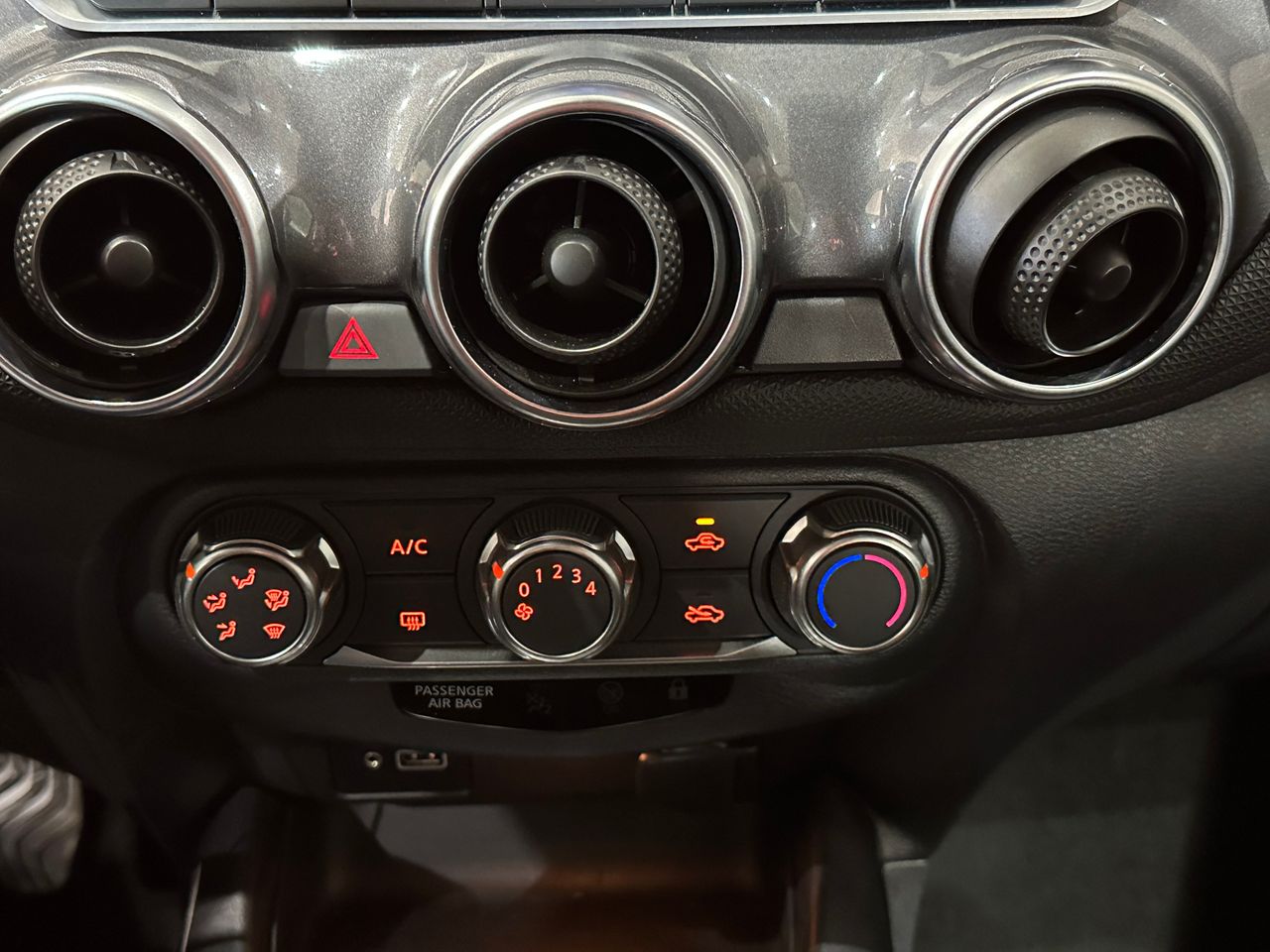 Nissan Juke DIG-T 84 kW (114 CV) 6M/T N-Connecta - Foto 24