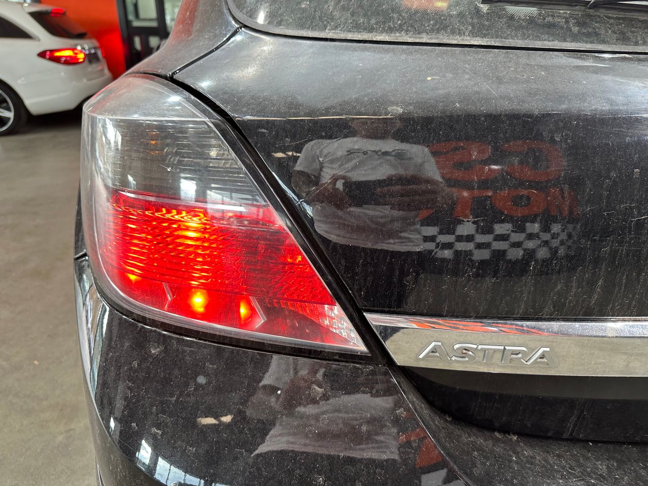 Opel Astra GTC 1.9 CDTi 120 CV Enjoy - Foto 22