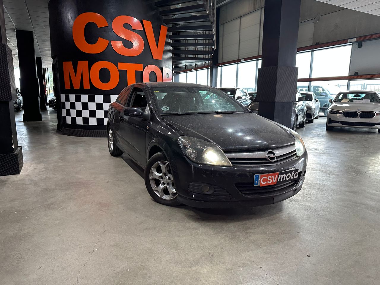 Opel Astra GTC 1.9 CDTi 120 CV Enjoy - Foto 5