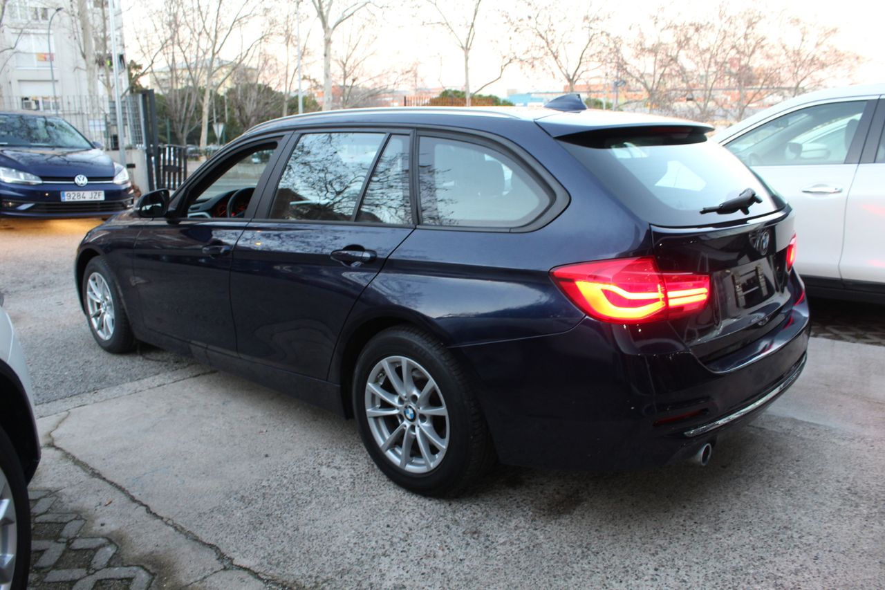 BMW Serie 3 318d Touring - Foto 7