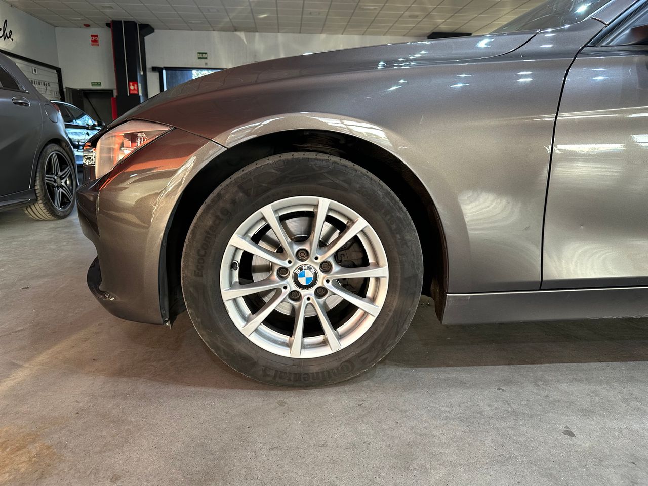 BMW Serie 3 316d Touring - Foto 25