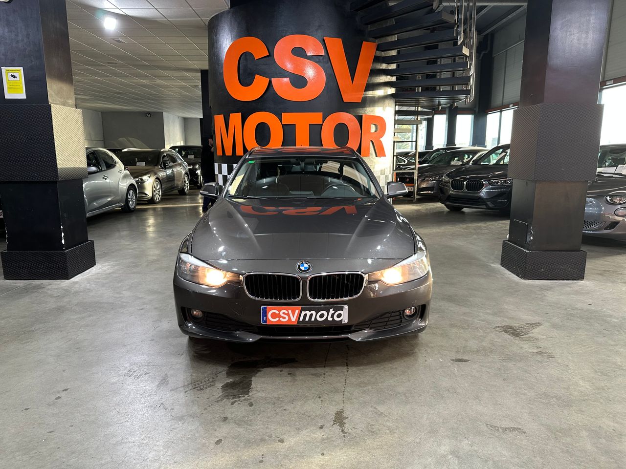 BMW Serie 3 316d Touring - Foto 4