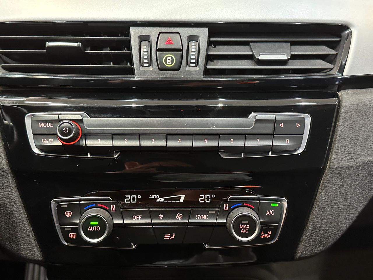 BMW X1 xDrive25e - Foto 24