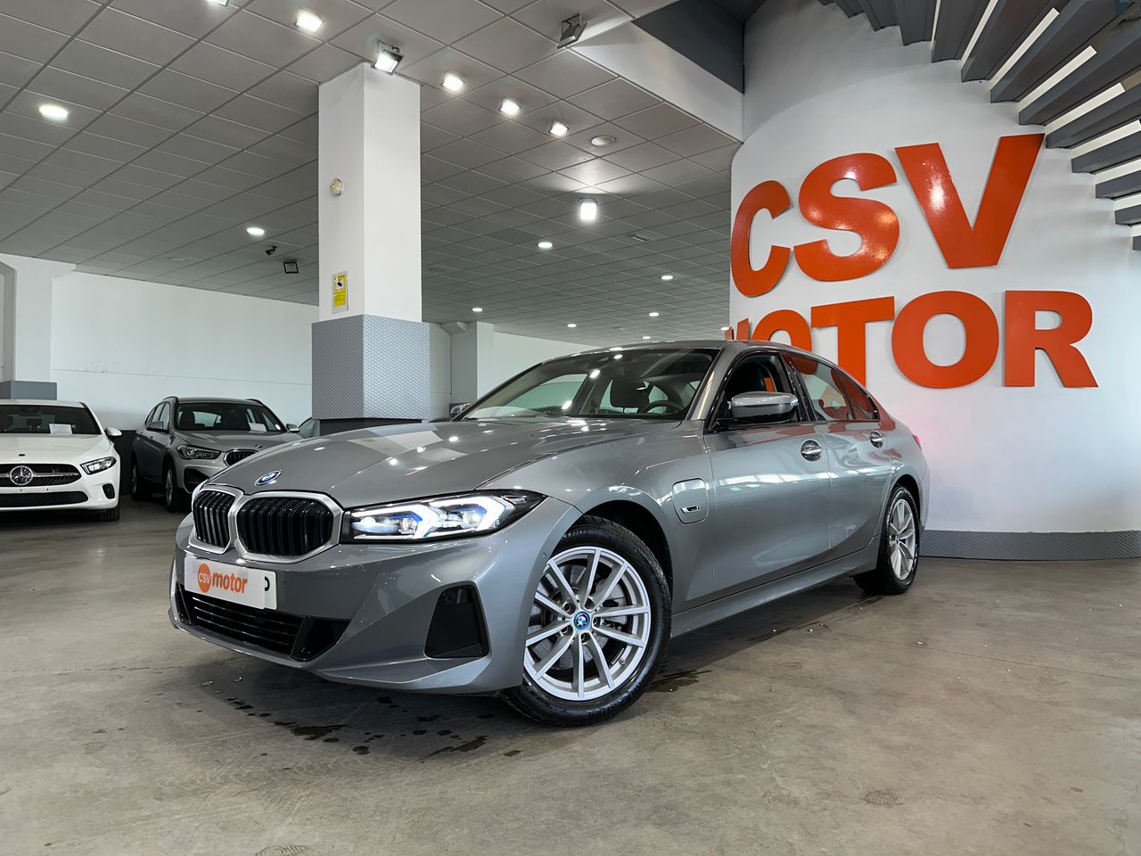 BMW Serie 3 320e - Foto 3