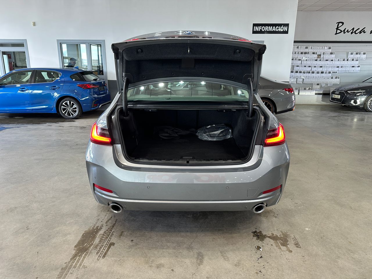 BMW Serie 3 320e - Foto 9