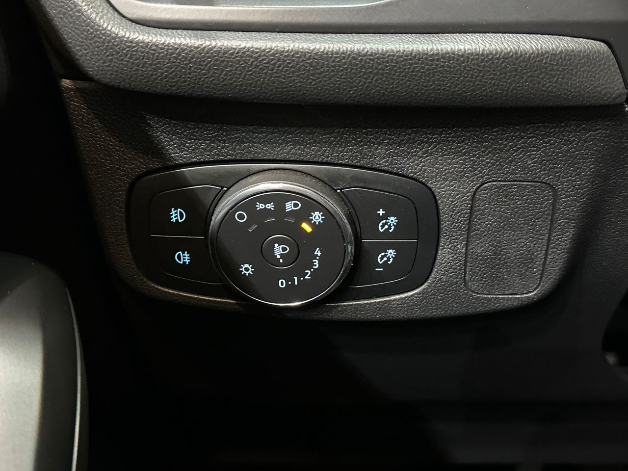 Ford Focus 1.0 Ecoboost MHEV 92kW ST-Line - Foto 19