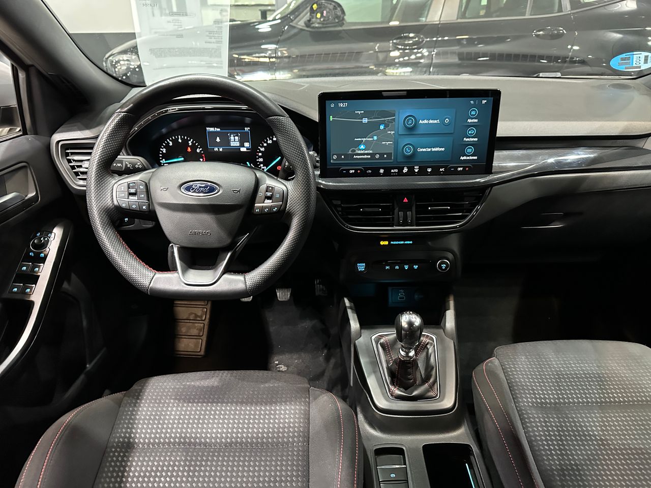 Ford Focus 1.0 Ecoboost MHEV 92kW ST-Line - Foto 12