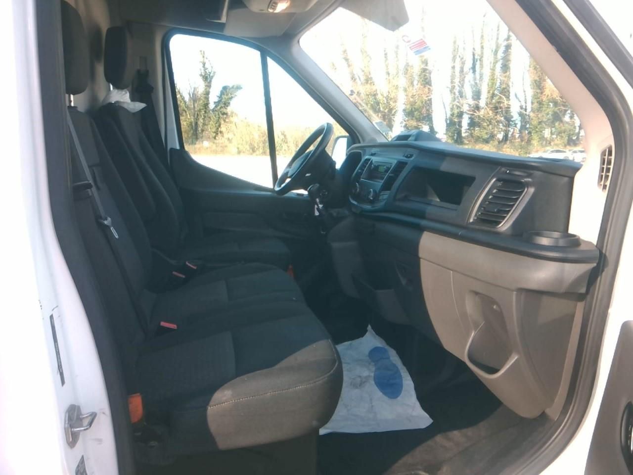 Ford Transit 2.0ECOBLUE 130CV L2H2 350 - Foto 5