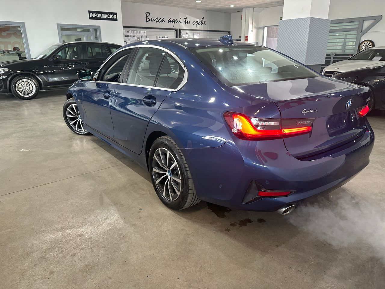 BMW Serie 3 330e - Foto 6