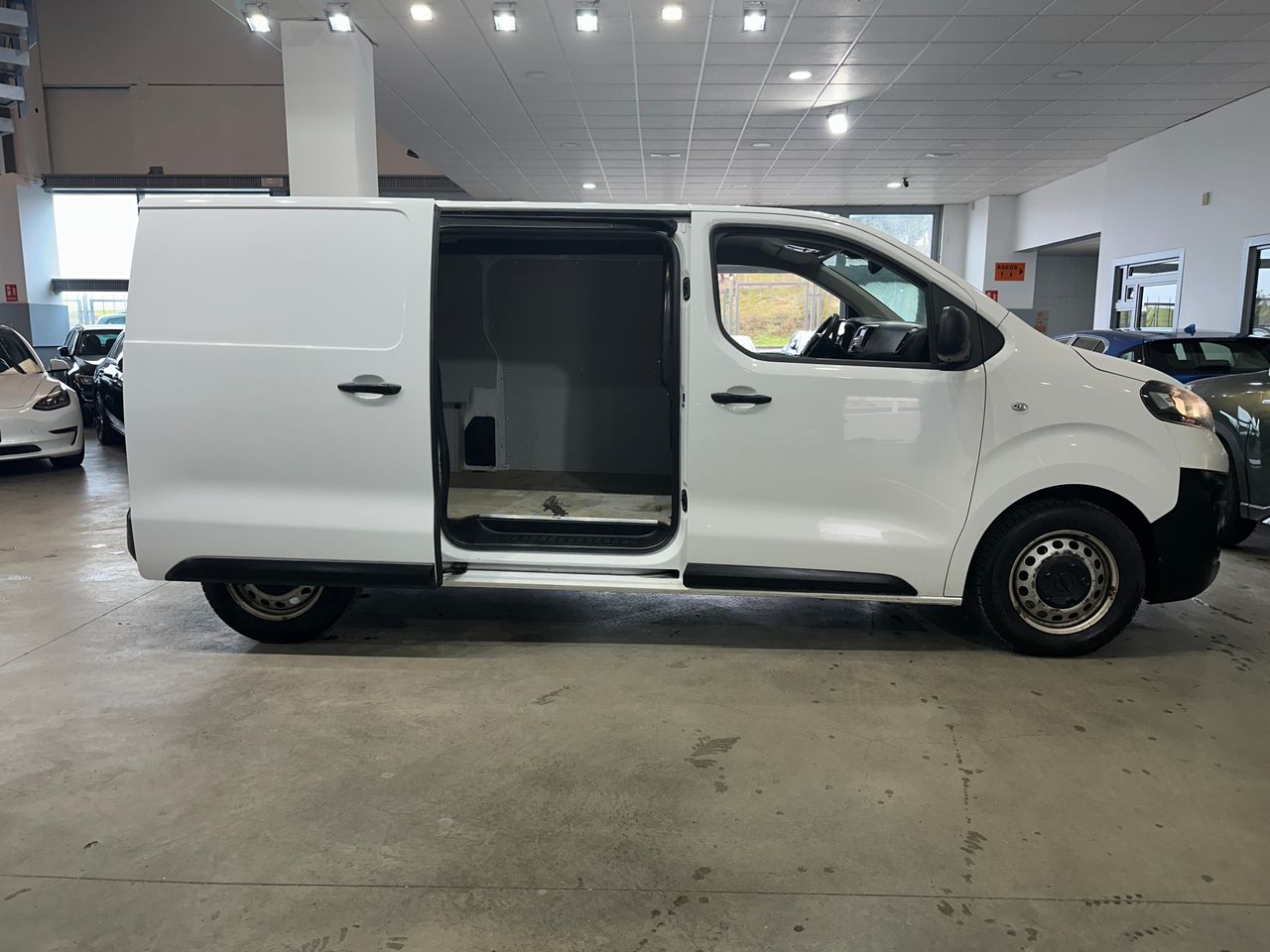 Opel Vivaro 1.5D 120CV PCLIM - Foto 11