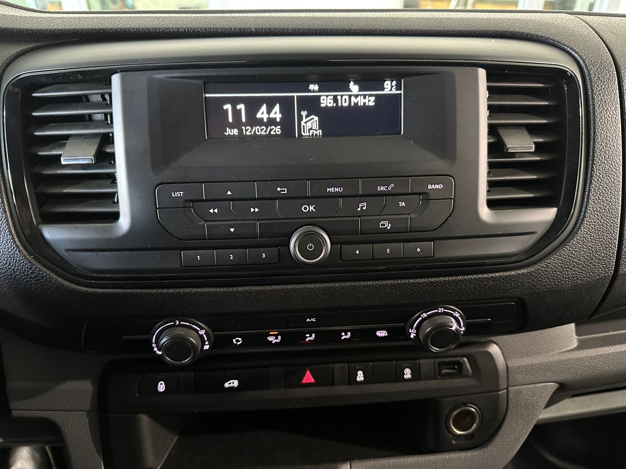 Opel Vivaro 1.5D 120CV PCLIM - Foto 20